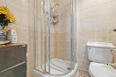 Northumberland Avenue