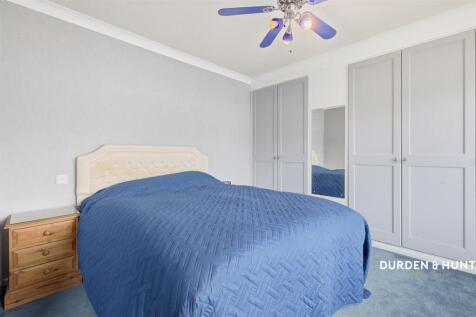 Northumberland Avenue