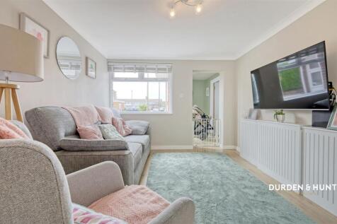 Duxford Close