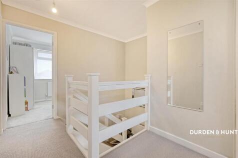 Duxford Close