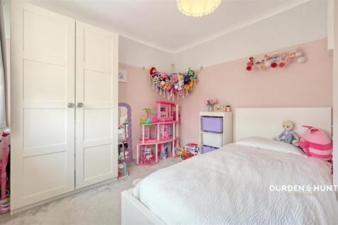 Duxford Close