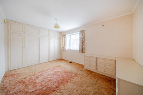 1370550-16-68f8e7...