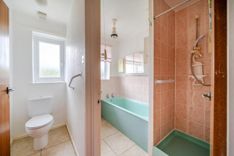 1370550-10-68f8e7...