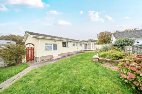 1370550-9-68f8e86...