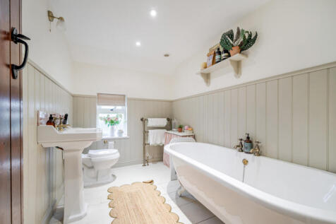 1380317-20-691204...