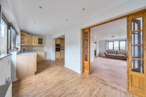 1381553-11-691747...