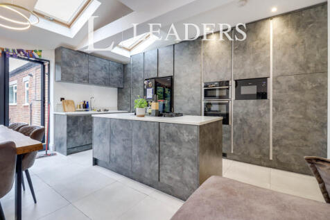 Kitchen (1)