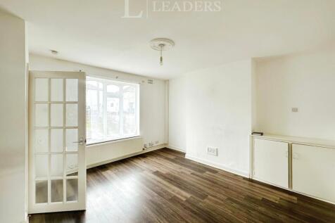 Living Area (2)
