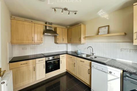 Kitchen (2)