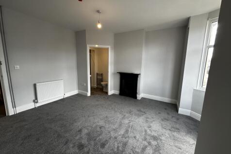 Room 2 (2)