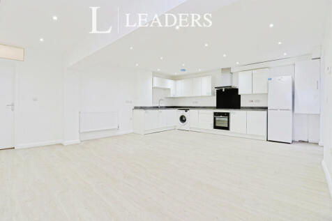 Living Area (2)