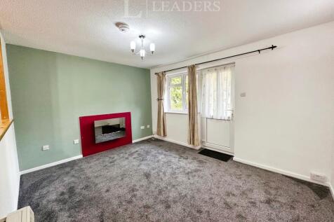 Living Area (2)
