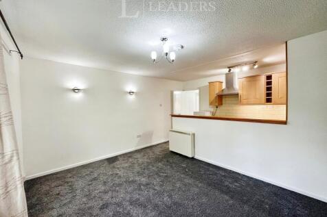 Living Area (3)