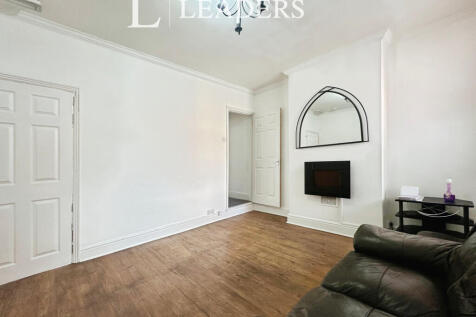 Living Area (2)