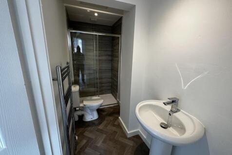 Room 1 En-suite