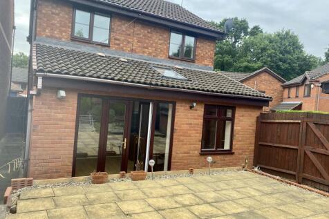 70647764-FC42-46C5-8