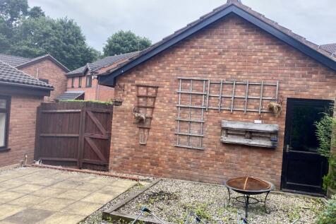 C8F42395-7D3C-4D63-B