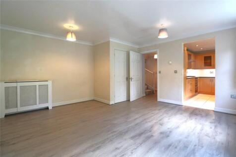 Living / Dining Area