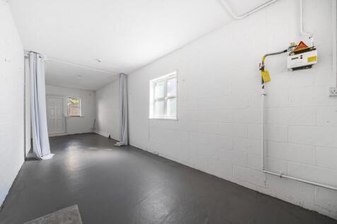 Triple Garage