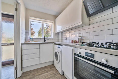 1360078-14-68dbf5...