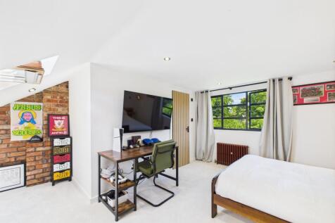 Property Image 39