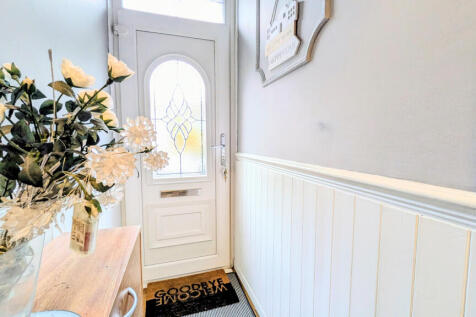 PXL_20251107_125753496.MP~2