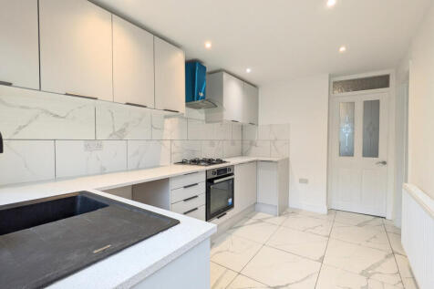 PXL_20251015_090109832.MP~2