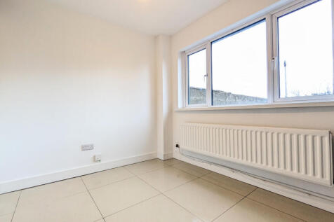 PXL_20251128_110632923.MP~2