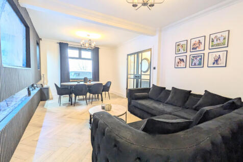 PXL_20251205_105119534.MP~2