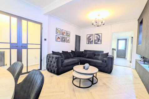 PXL_20251205_105151602.MP~2