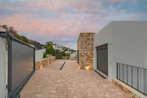 Property Image 21