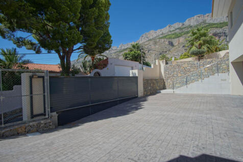 Property Image 8