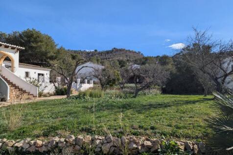 Property Image 4