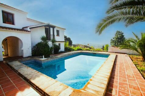 Property Image 4