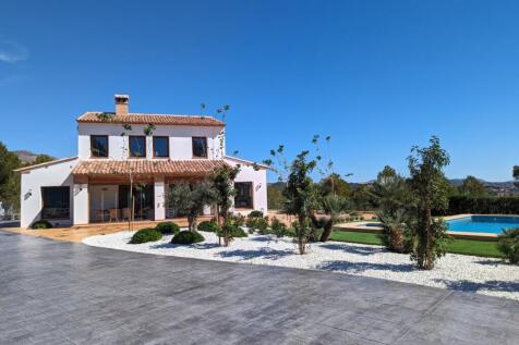 Property Image 4