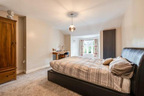 4J6A4317HDR-EditTheDurhamHeifer.Resized.jpg