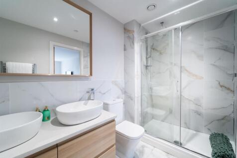 Centurion Show Home-13.jpg