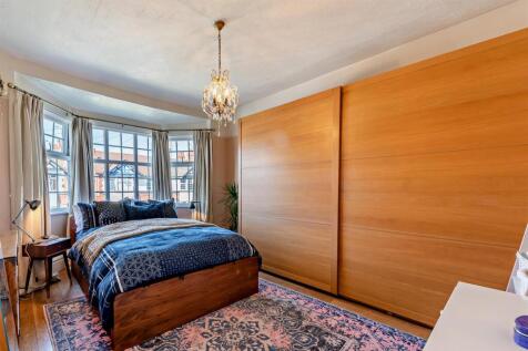 8644699-interior06-V2-800.jpg