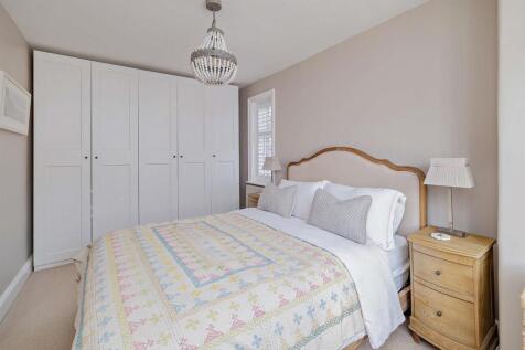 8648737-interior14v2-800.jpg