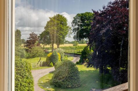 4J6A2257HDRGolborneManor.Highres.jpg