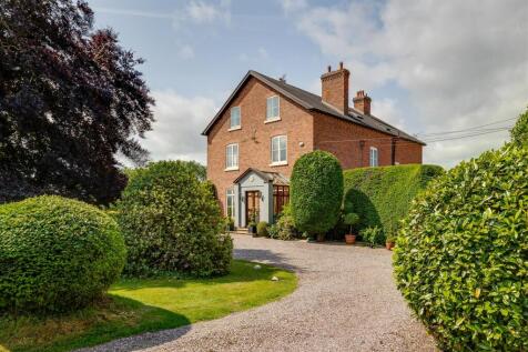 4J6A2162HDRGolborneManor.Highres.jpg