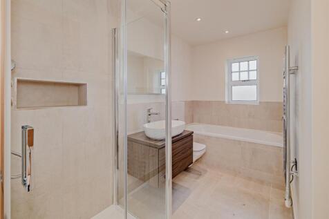 8625933-stills-interior05(1)-800.jpg