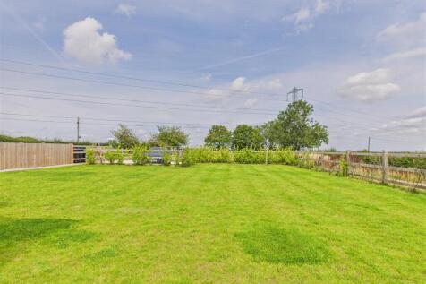 CAM02714G0-PR0046-STILL075.jpg