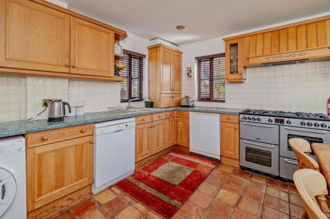 8662813-Stills-interior31(1)-V2-800.jpg