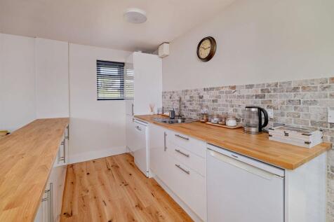 8662813-Stills-interior24(1)-V2-800.jpg