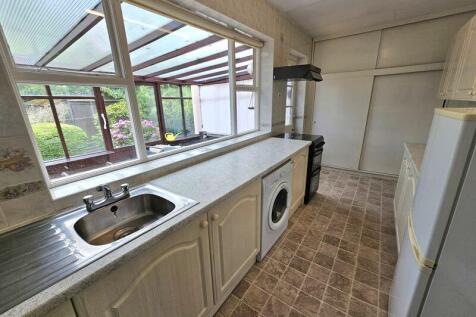 Bungalow Kitchen