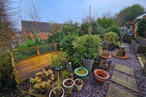 Mid Tier Garden &amp; Decking