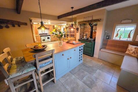 Kitchen / Family Room