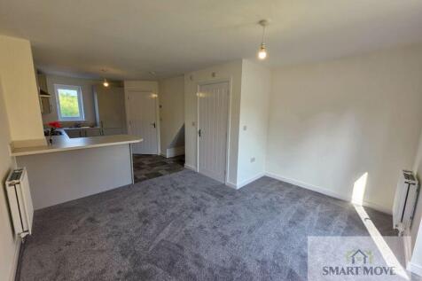 Lounge into Kitchen