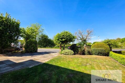 Front Garden &amp; Outlook